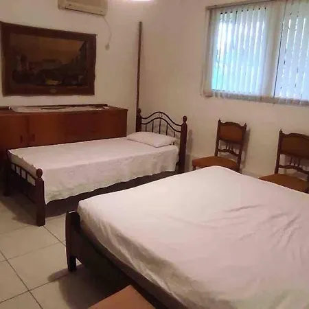 Apartment Luxury House 3 Bedroom Ac