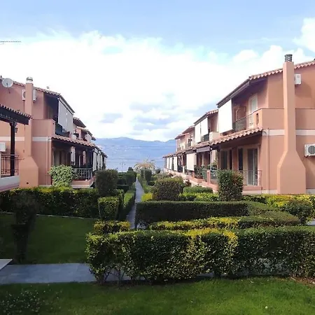 Luxury House 3 Bedroom Ac *