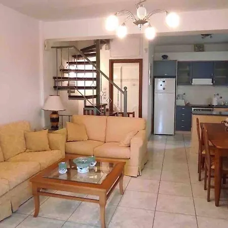 Apartment Luxury House 3 Bedroom Ac *