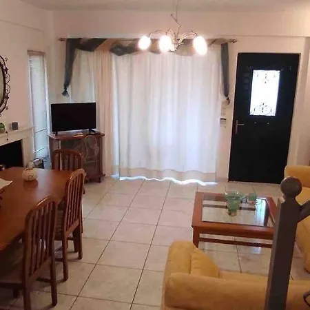 Luxury House 3 Bedroom Ac * Selianitika