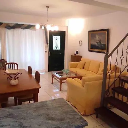 Luxury House 3 Bedroom Ac * Selianitika