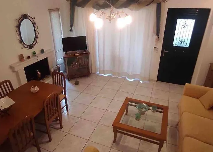 Luxury House 3 Bedroom Ac *