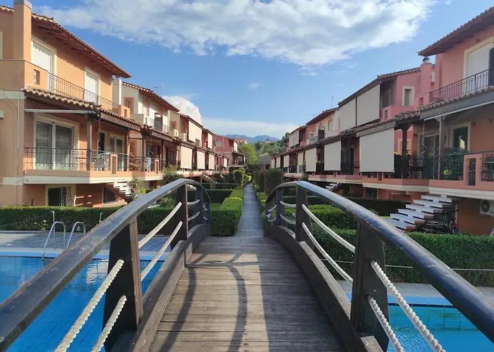 Luxury House 3 Bedroom Ac Selianítika